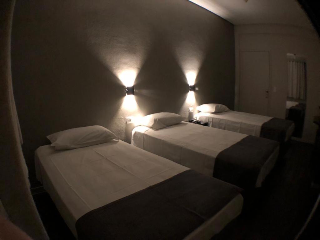 Hotel Caravelas Сан-Пауло Экстерьер фото